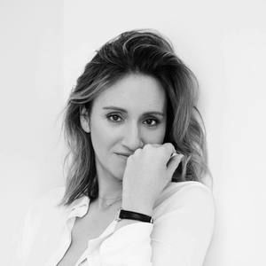 Meet your Posher, Caroline